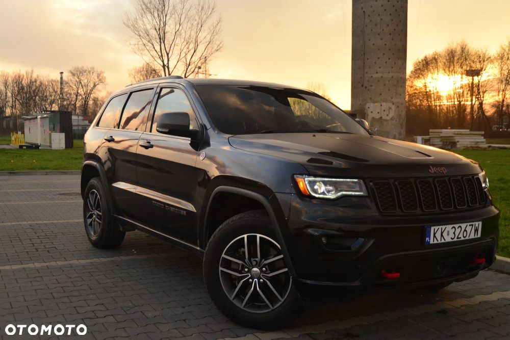Jeep Grand Cherokee - 3