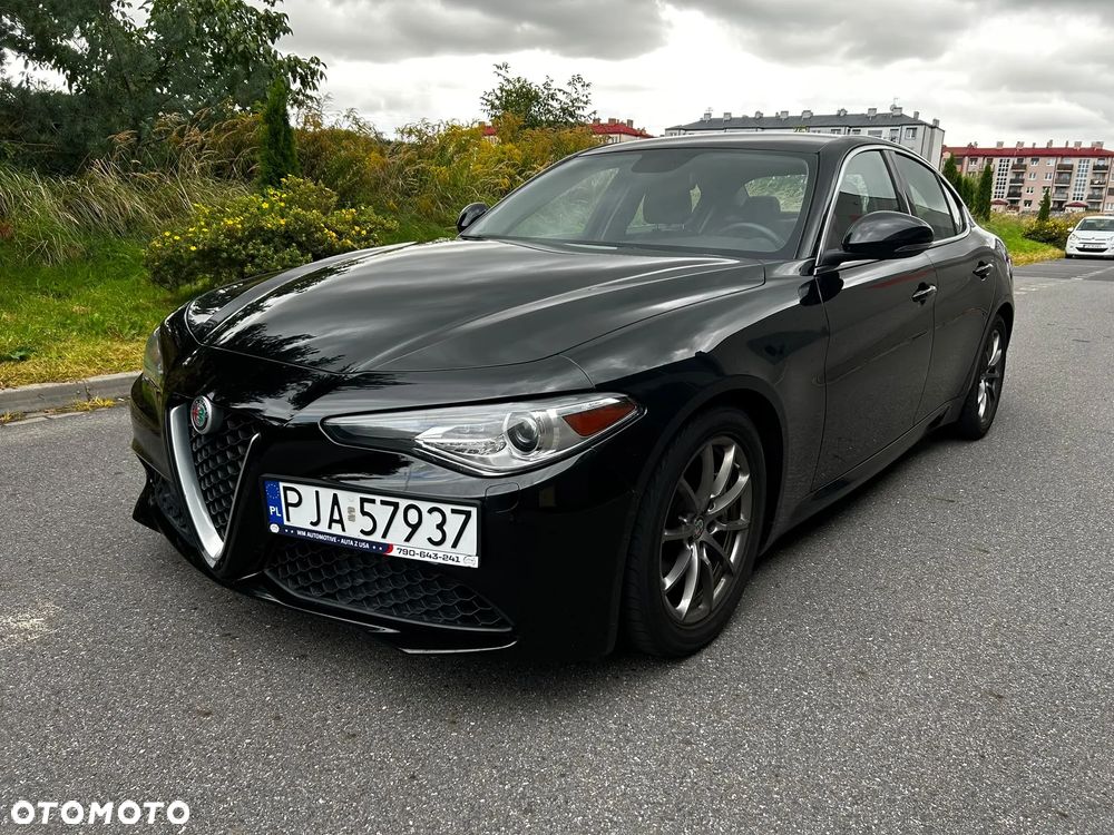 Alfa Romeo Giulia - 6