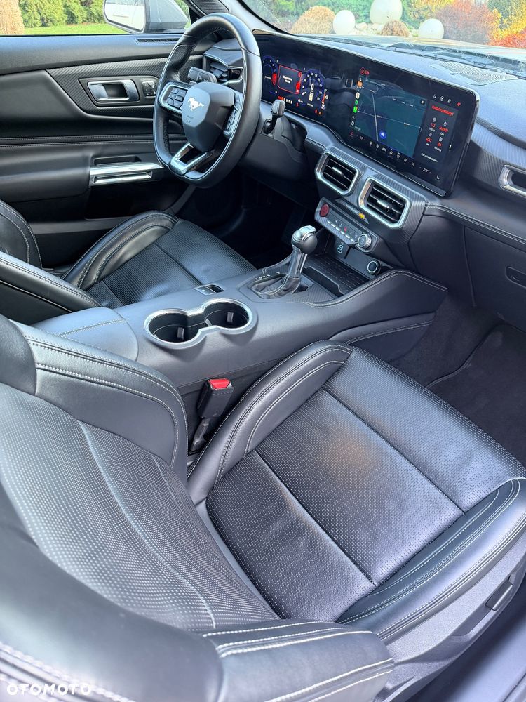 Ford Mustang 5.0 Ti-VCT V8 GT - 32