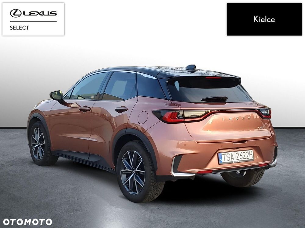 Lexus LBX 1.5 Hybrid Emotion - 4