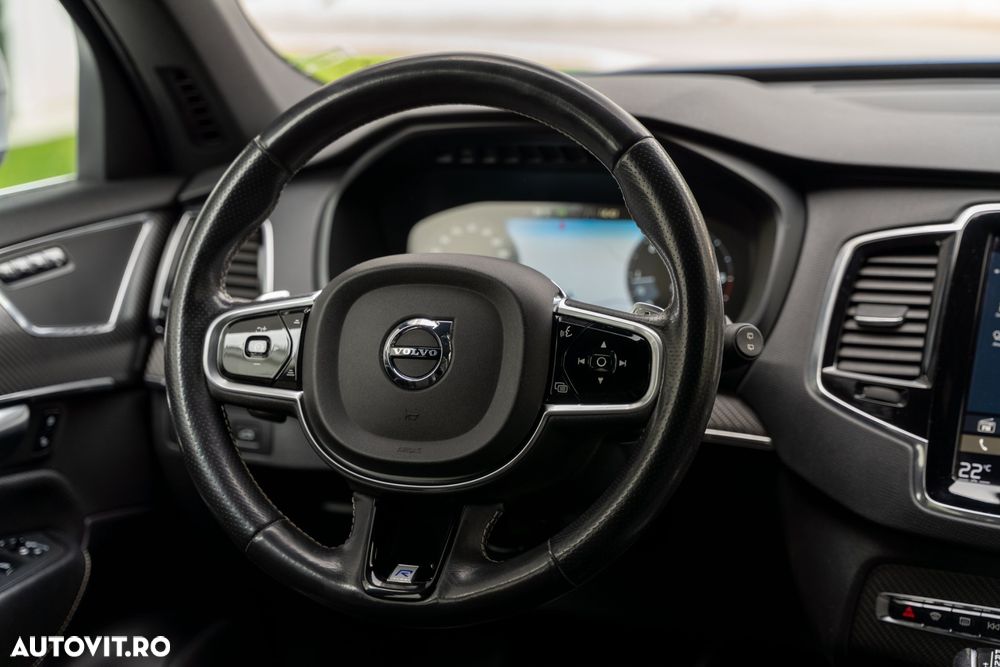 Volvo XC 90 D5 AWD Geartronic RDesign - 22