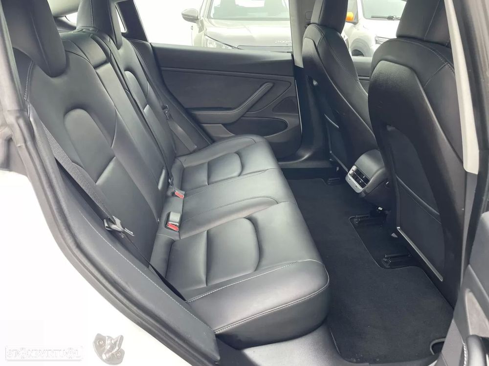 Tesla Model 3 AWD Dual Motor Performance - 17