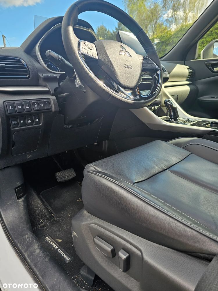 Mitsubishi Eclipse Cross 2.4 PHEV Blue Sky - 9