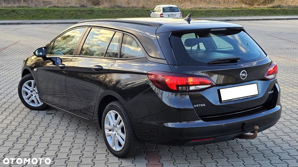 Opel Astra 1.4 Turbo Business - 17