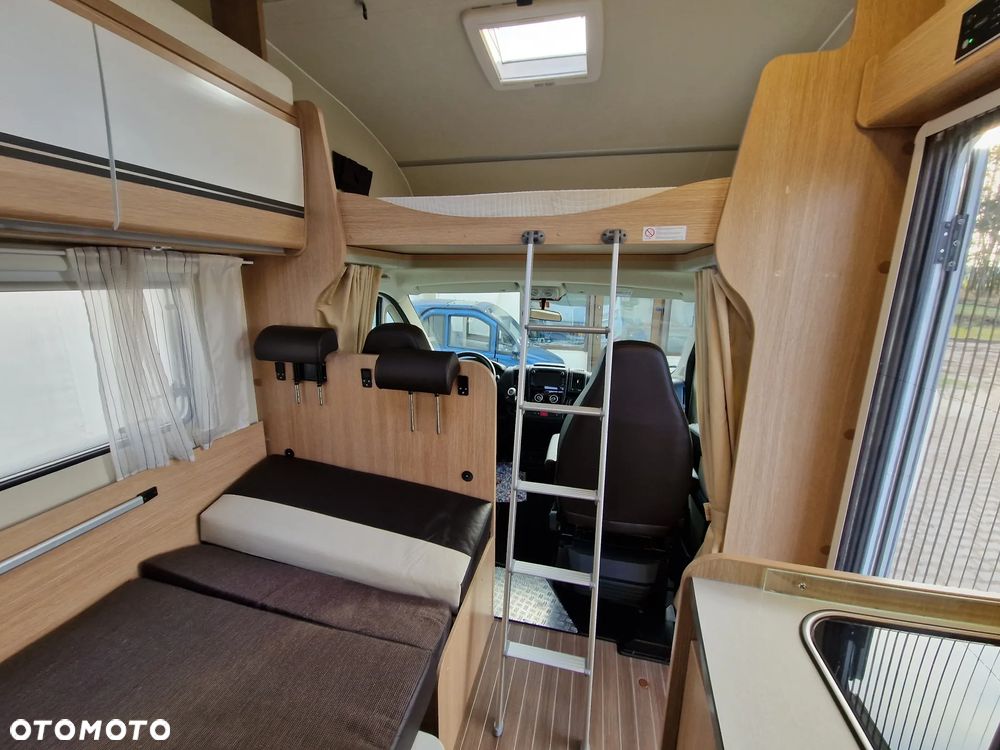 Sunlight A70 Kamper 6 Osób Alkowa Fiat 2.3 JTD Capron A62 Carado A464 - 13