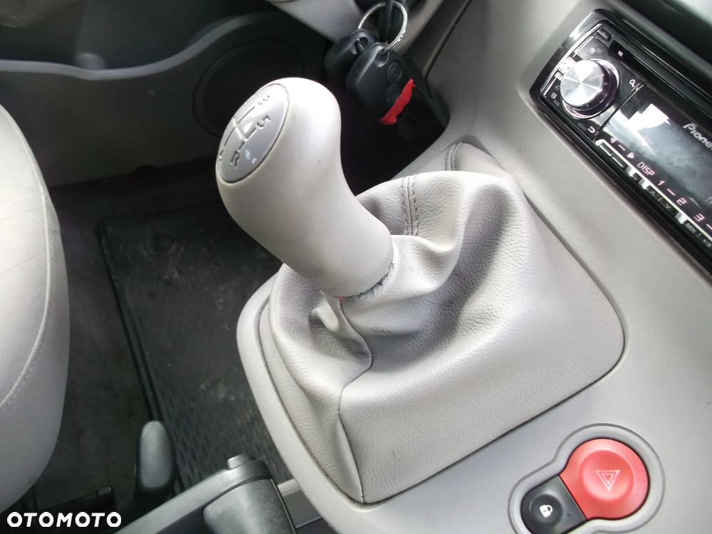 Renault Kangoo 1.6 16V 105 Expression - 13