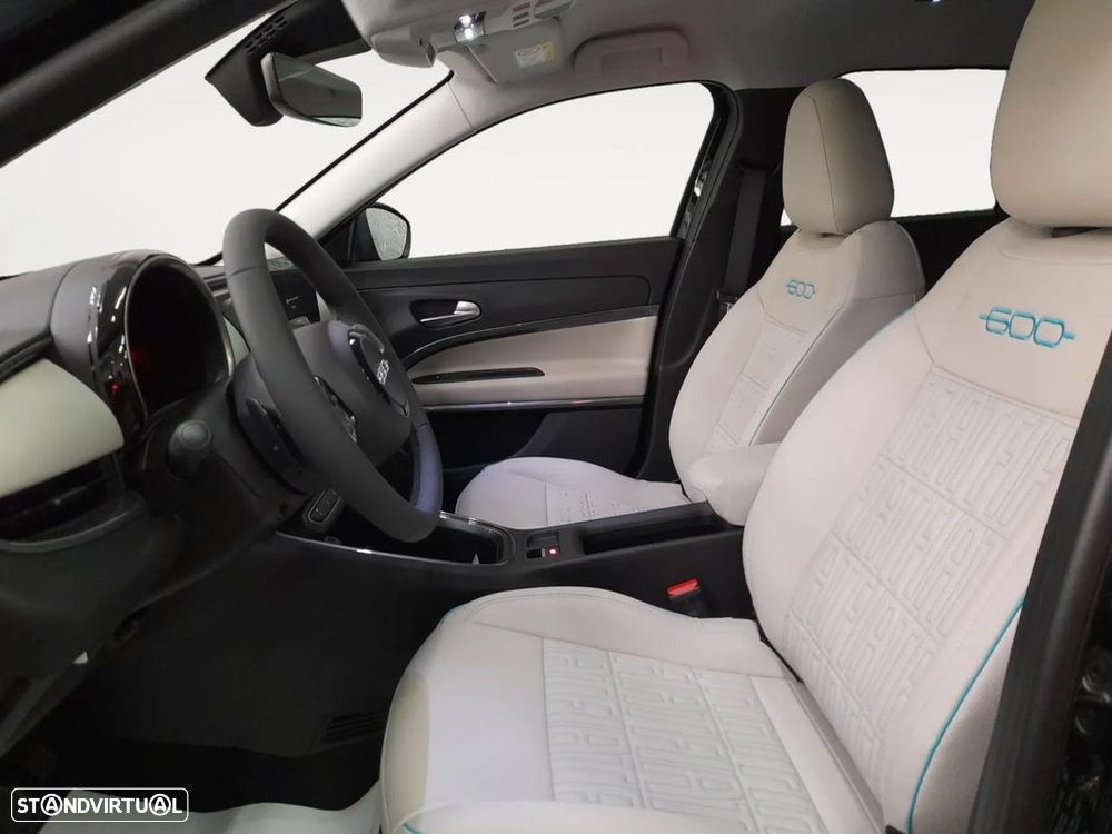 Fiat 600 1.2 Hybrid La Prima - 10