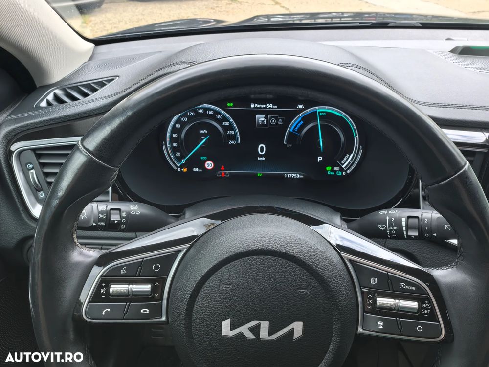 Kia XCeed 1.6 GDI 6DCT PHEV Vision - 18