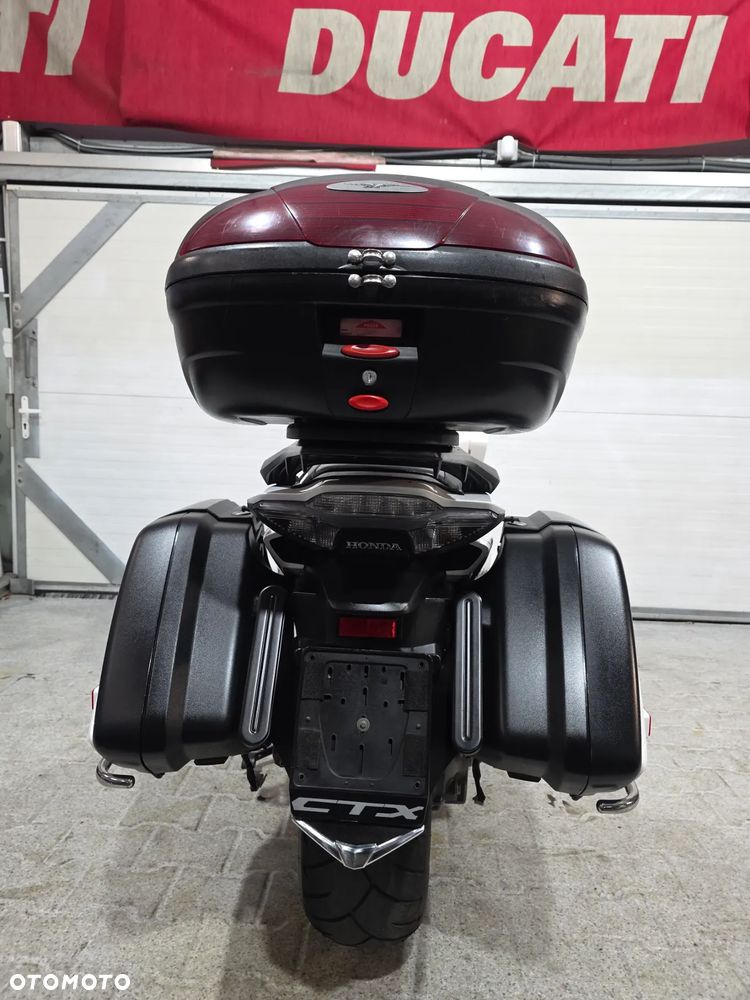 Honda CTX - 17