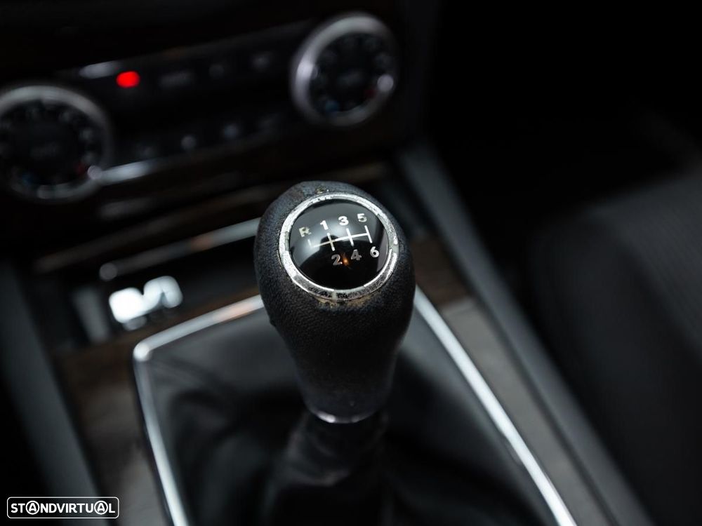 Mercedes-Benz C 200 - 19