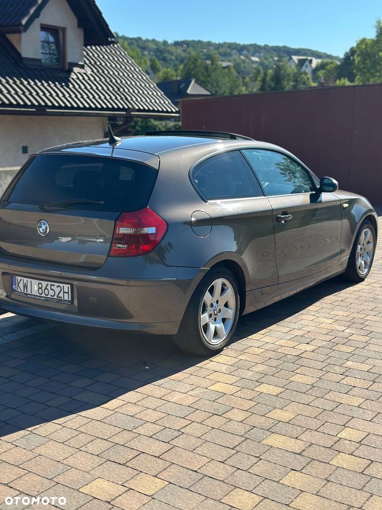 BMW Seria 1 118d - 4