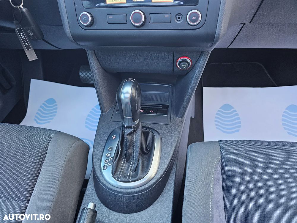 Volkswagen Touran 1.4 TSI DSG STYLE - 11