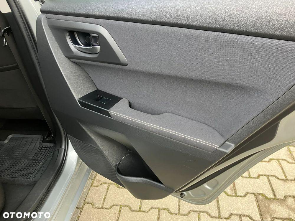 Toyota Auris 2.0 D-4D Executive - 38