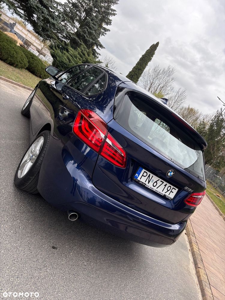 BMW Seria 2 218d Sport-Aut Advantage - 33