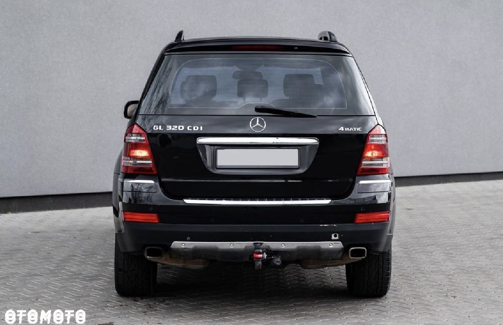 Mercedes-Benz GL 320 CDI 4Matic 7G-TRONIC - 10