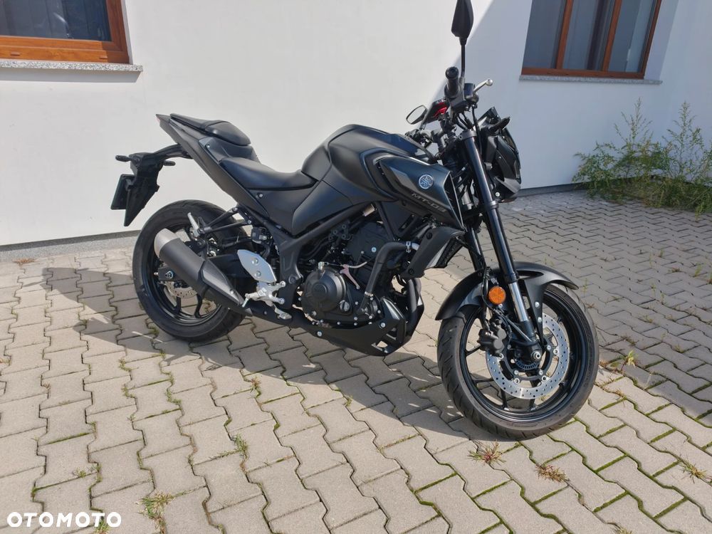 Yamaha MT - 2