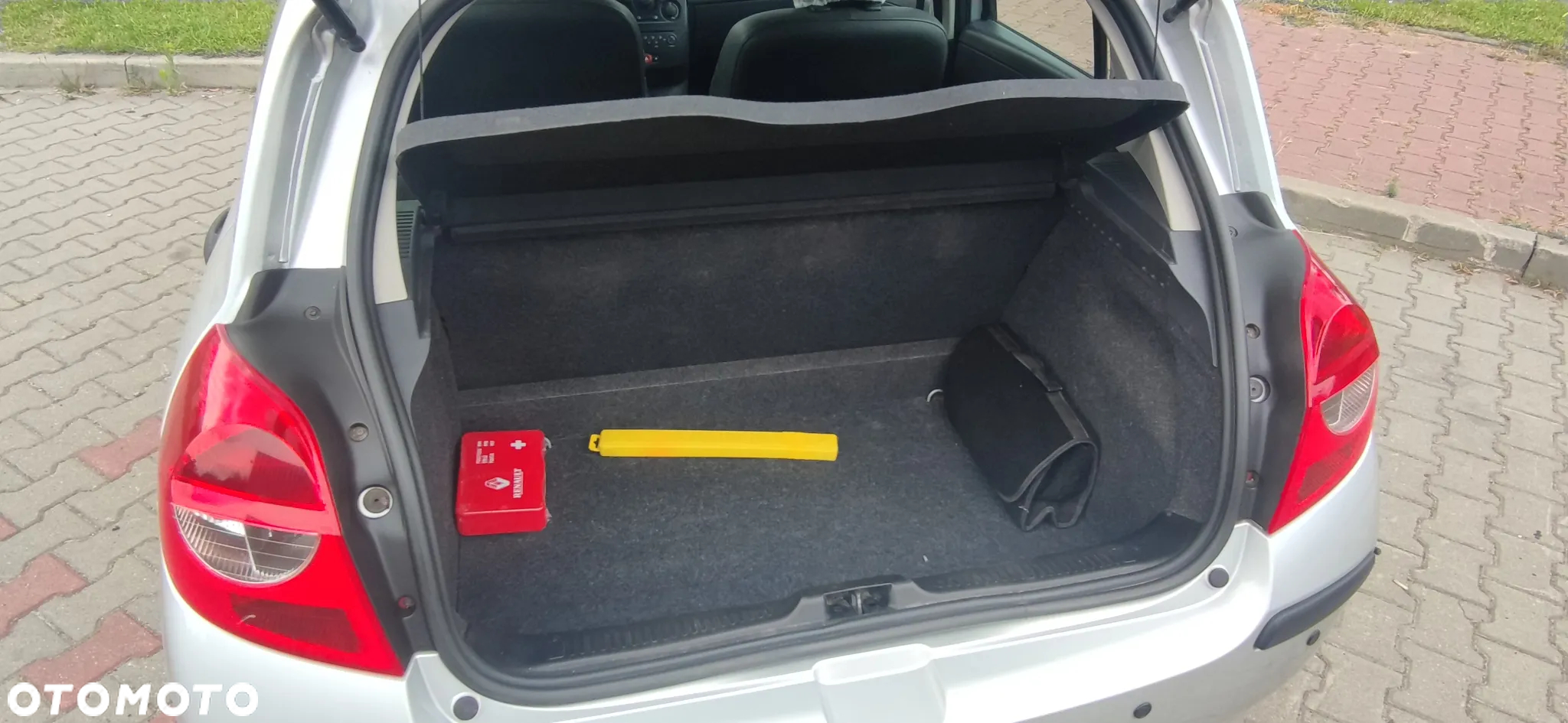 Renault Clio 1.2 TCE Authentique - 8