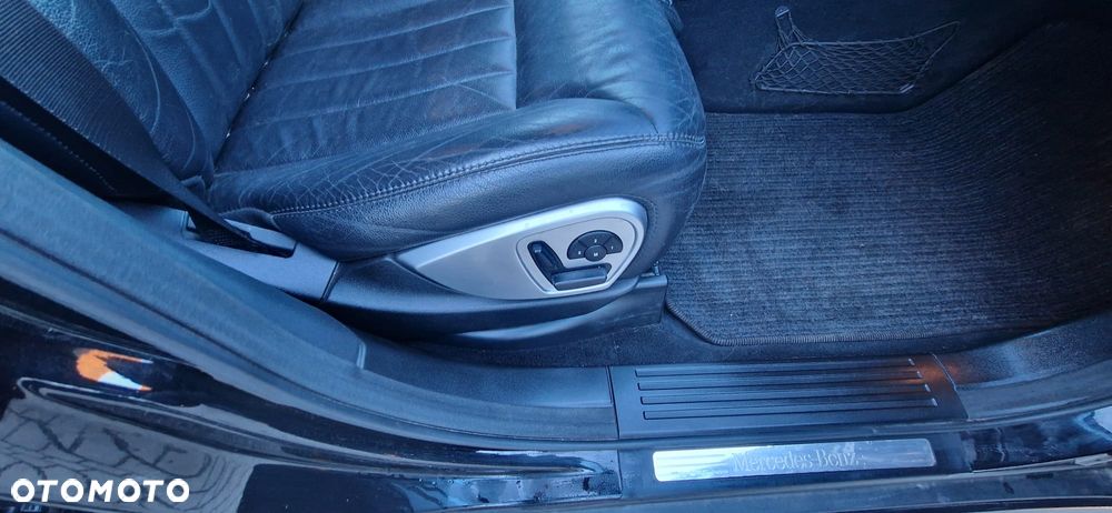 Mercedes-Benz Klasa R - 8