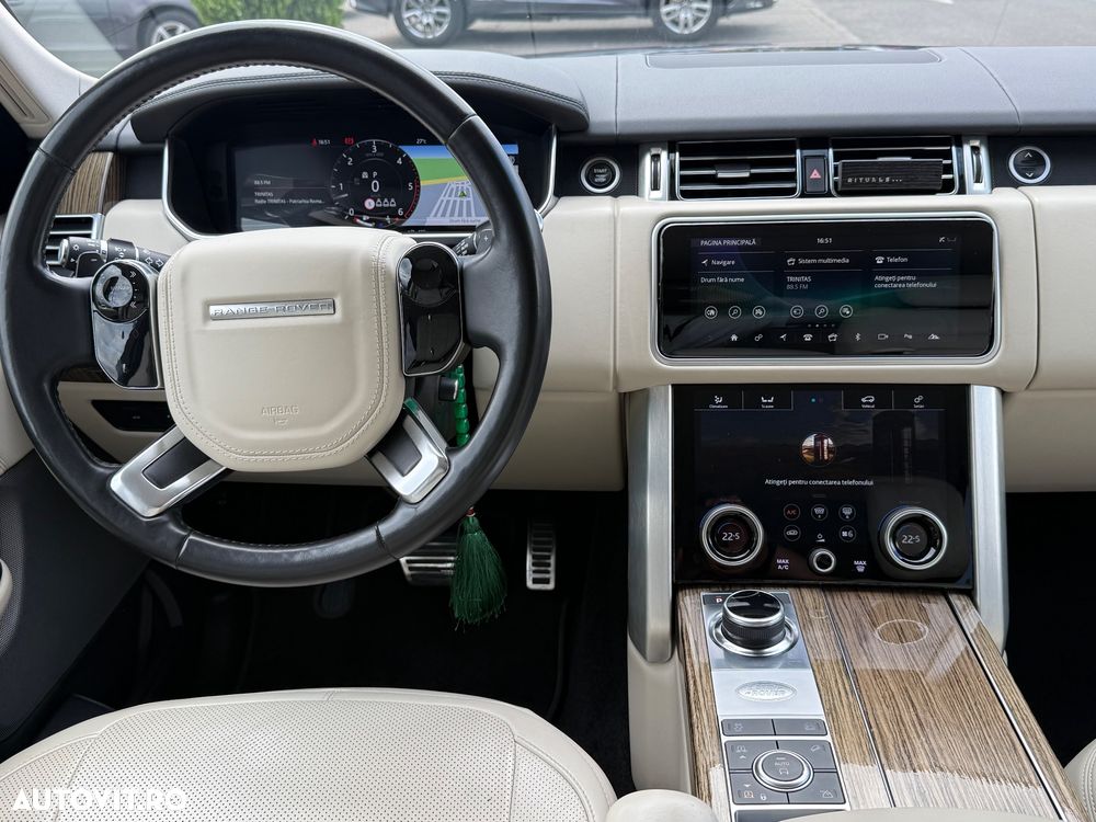 Land Rover Range Rover 3.0L SDV6 Vogue - 11