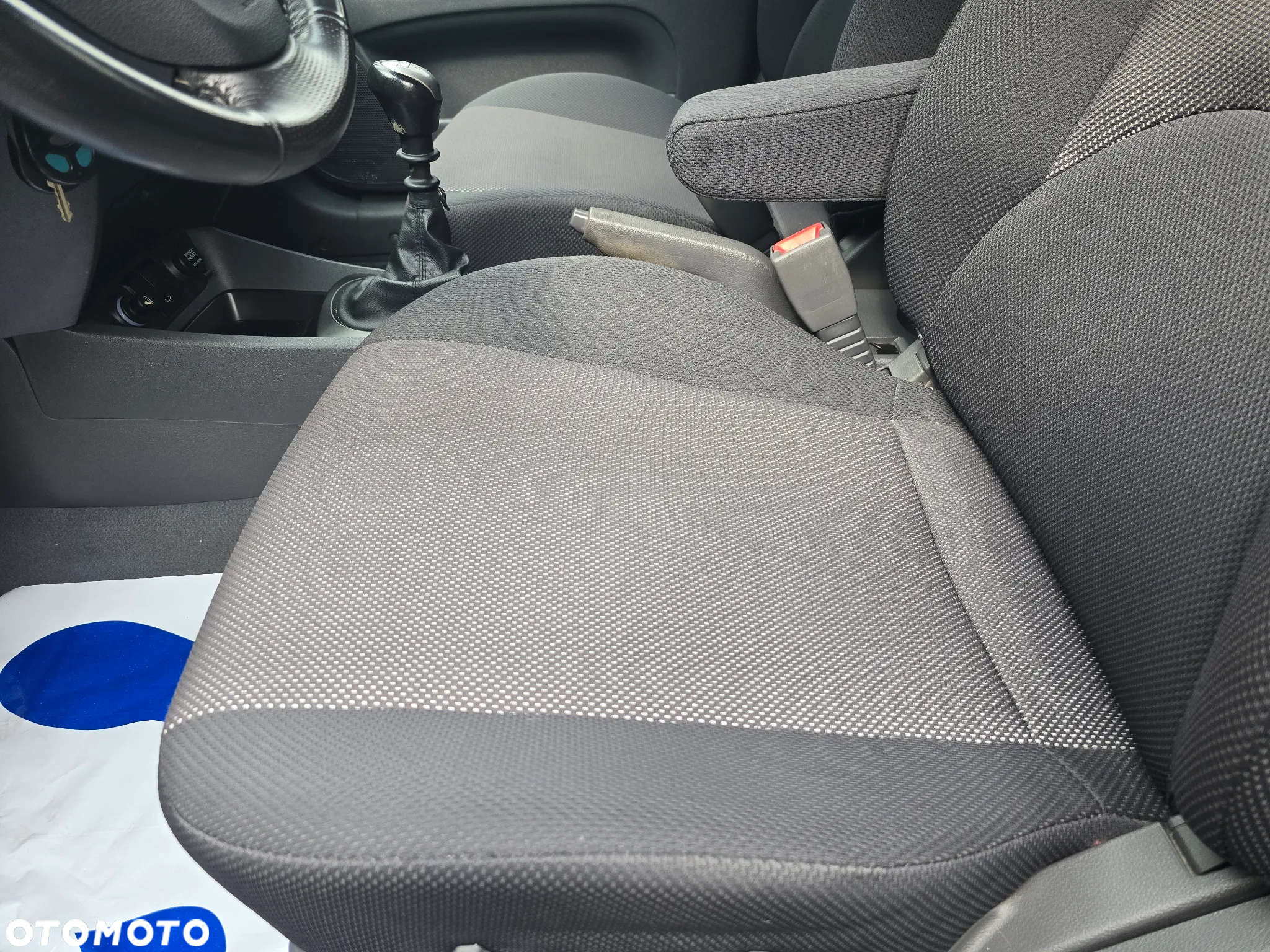 Kia Rio 1.4 Comfort - 18