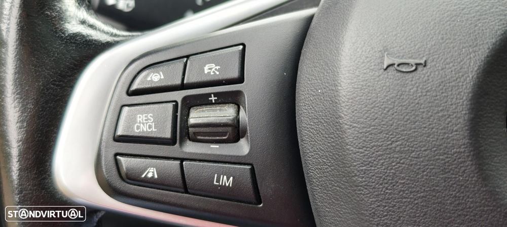 BMW X1 18 d sDrive Auto - 28