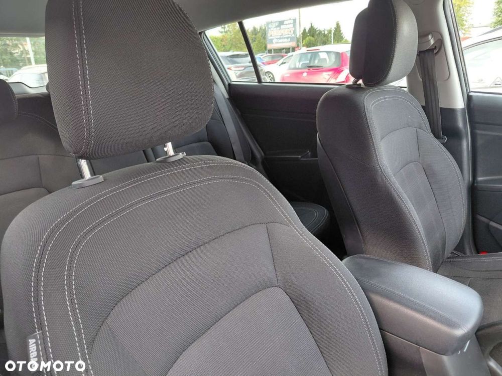 Kia Sportage - 16