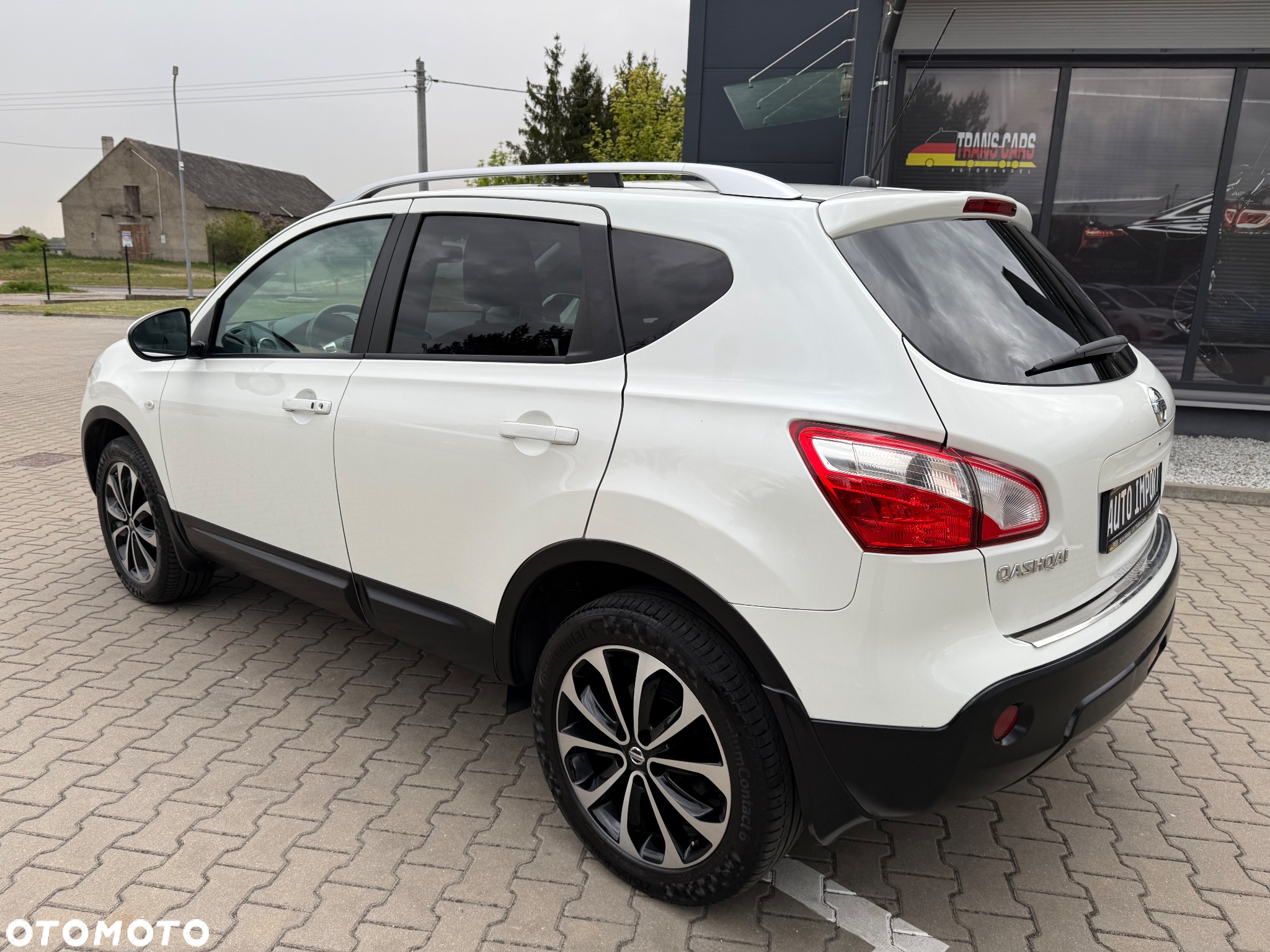 Nissan Qashqai 1.6 dCi TEKNA - 12