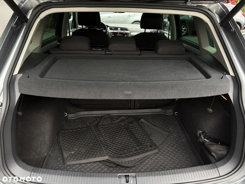 Volkswagen Tiguan - 37