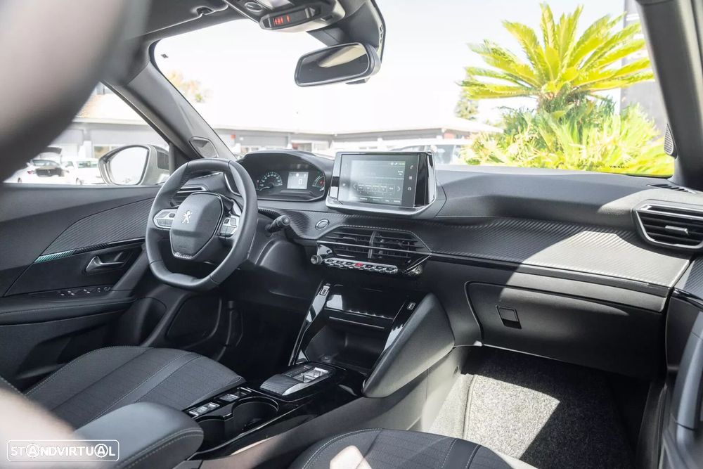 Peugeot e-2008 - 20
