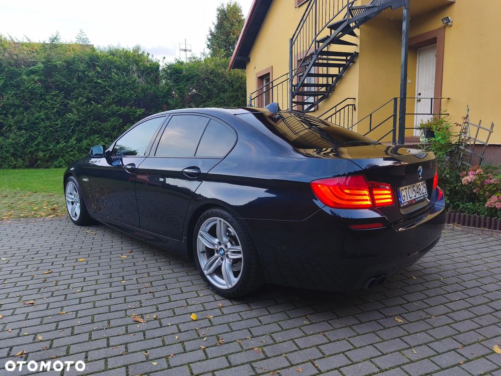 BMW Seria 5 525d - 8