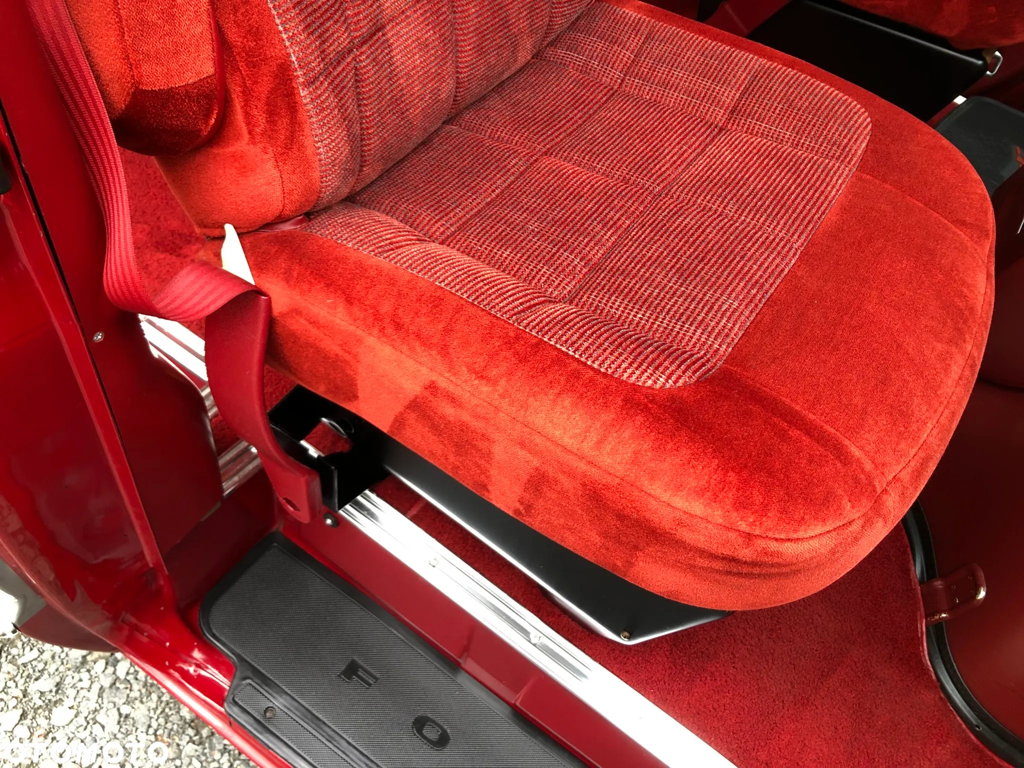 Ford Econoline - 8