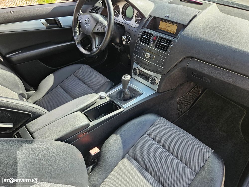 Mercedes-Benz C 220 CDi Avantgarde - 11