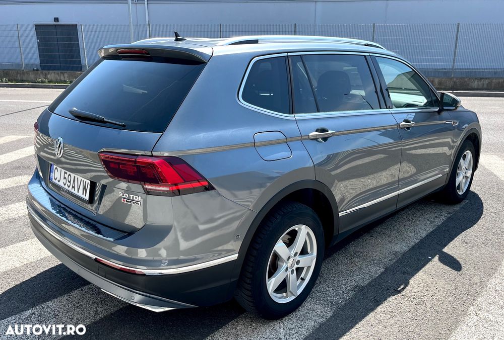 Volkswagen Tiguan 2.0 TDI SCR 4MOTION BlueMotion Technology DSG Lounge Sport & Style - 5