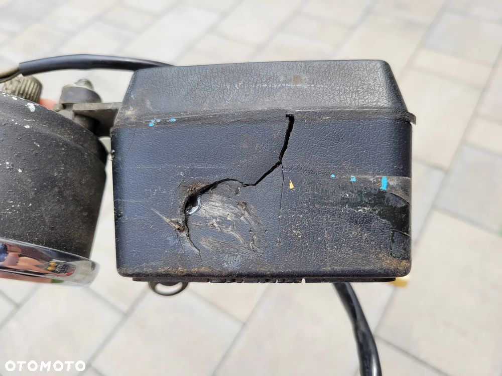 Licznik, zegar, prędkościomerz, stacyjka Suzuki GN 125 1983 - 6