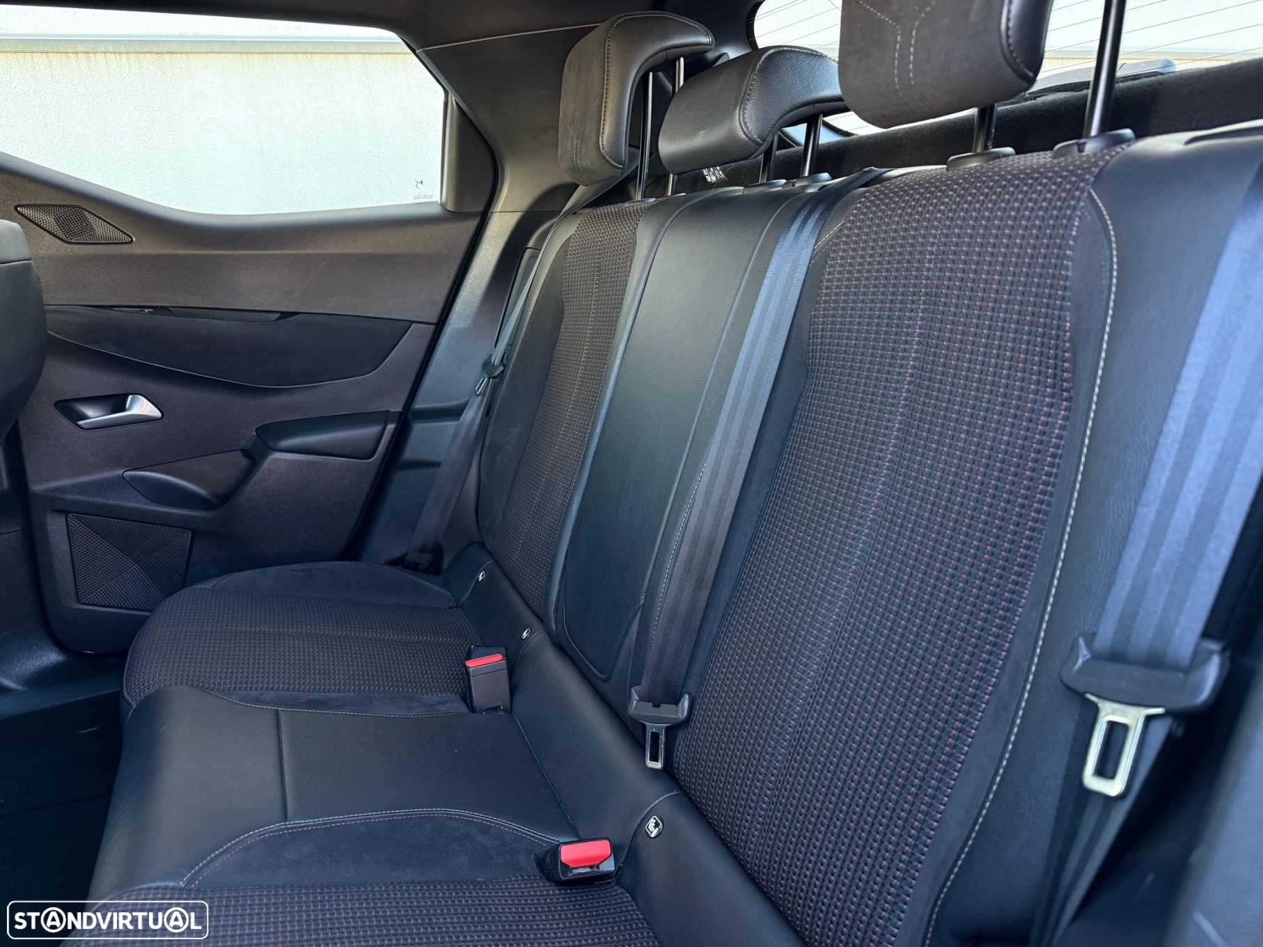 DS DS3 Crossback 1.2 PureTech Bastille EAT8 - 21