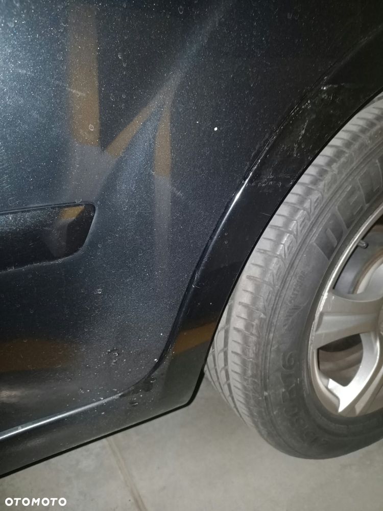 Ford S-Max - 13