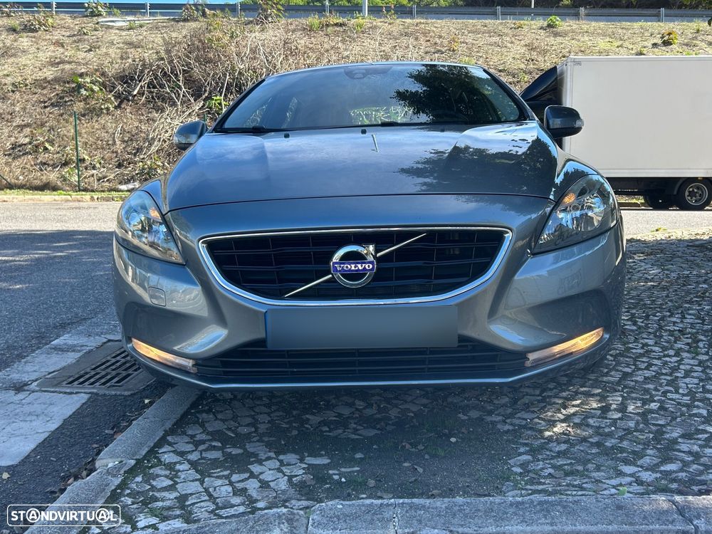 Volvo V40 2.0 D2 Momentum Geartronic - 2