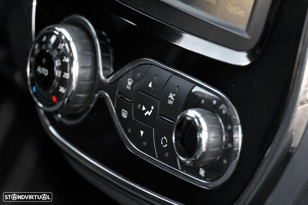 Renault Captur 1.2 TCe Exclusive EDC - 12