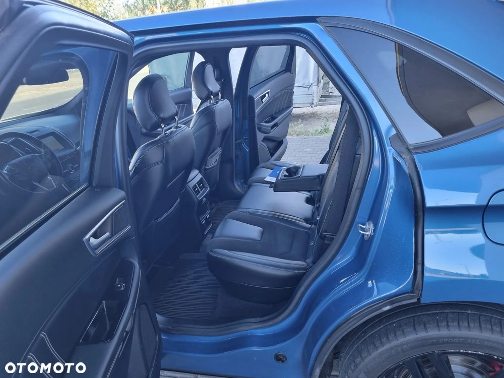 Ford Edge - 6
