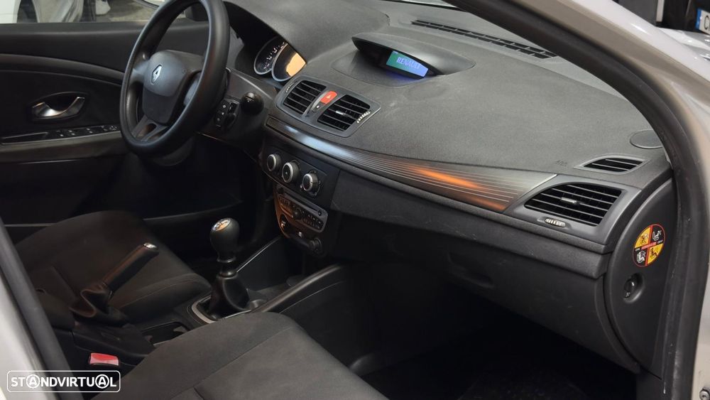 Renault Mégane Sport Tourer ENERGY dCi 110 Start & Stopp LIMITED - 16
