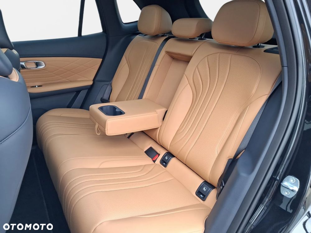 Geely Starray - 17
