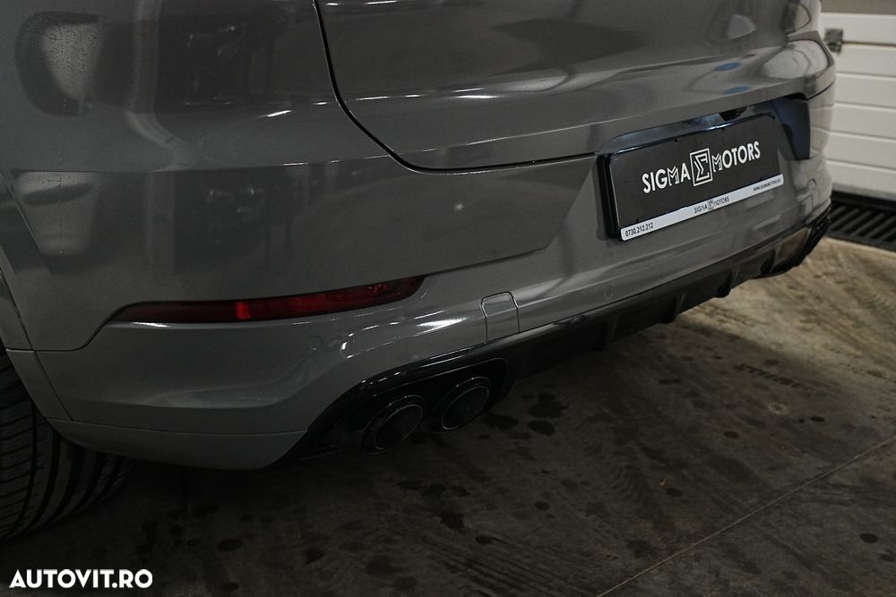 Porsche Cayenne - 18