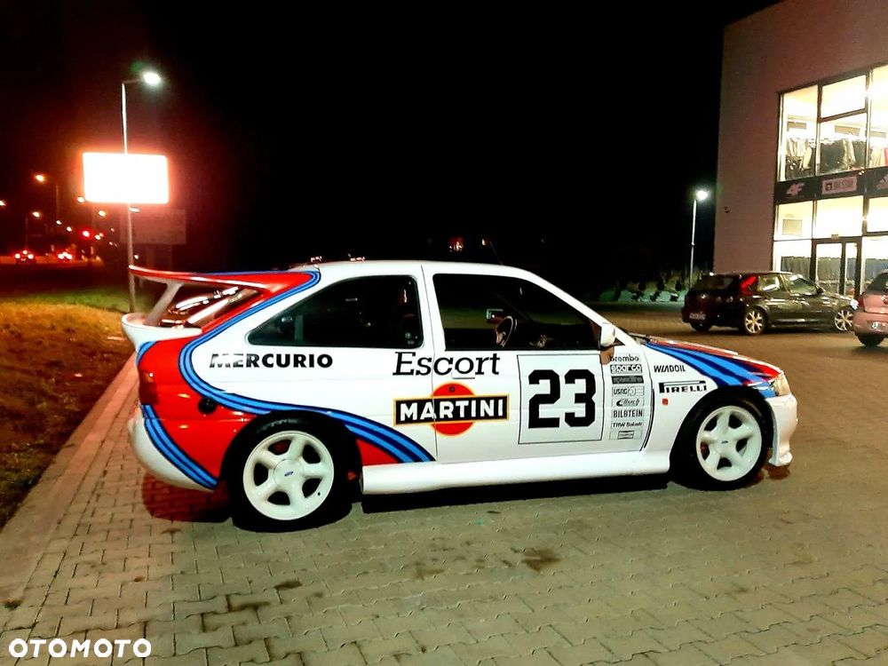 Ford Escort 2000 RS Cosworth - 6