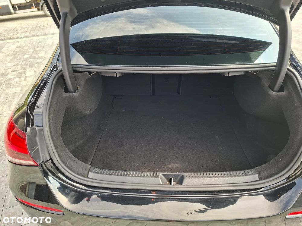 Mercedes-Benz Klasa A 220 7G-DCT AMG Line - 11
