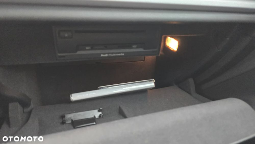Audi A3 1.6 TDI (clean diesel) S line Sportpaket - 29