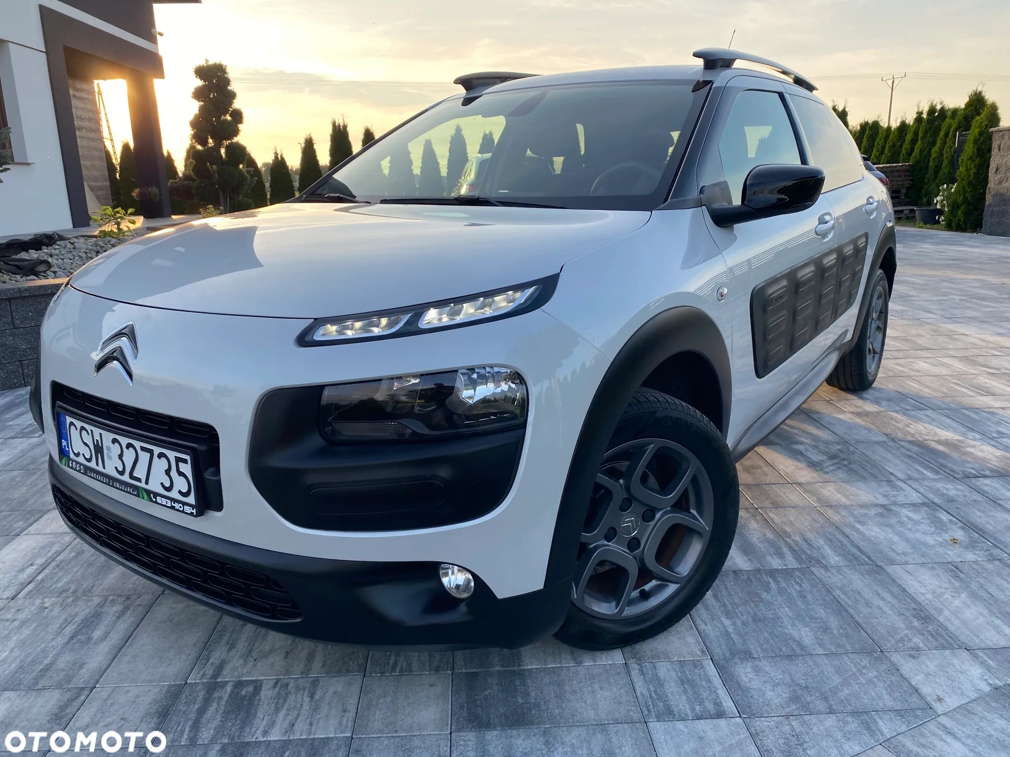Citroën C4 Cactus 1.2 PureTech Shine Edition S&S - 1
