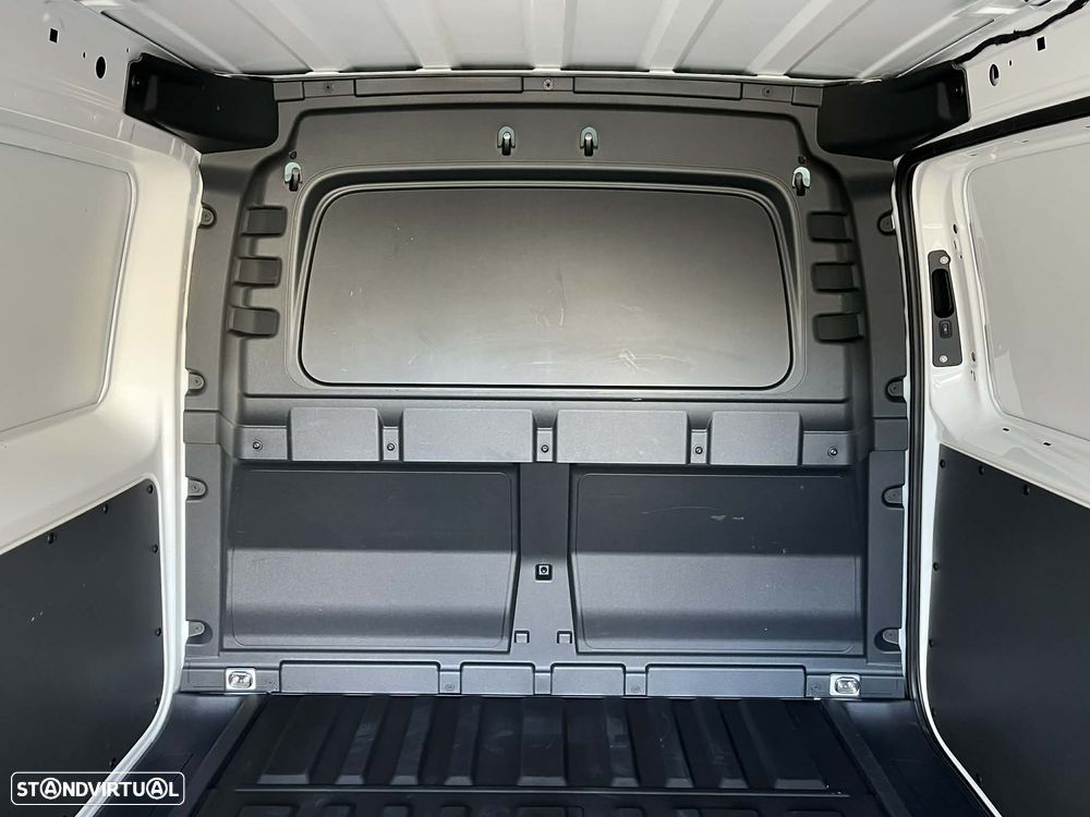VW Caddy Maxi Cargo 2.0 TDi Business 102cv - 39