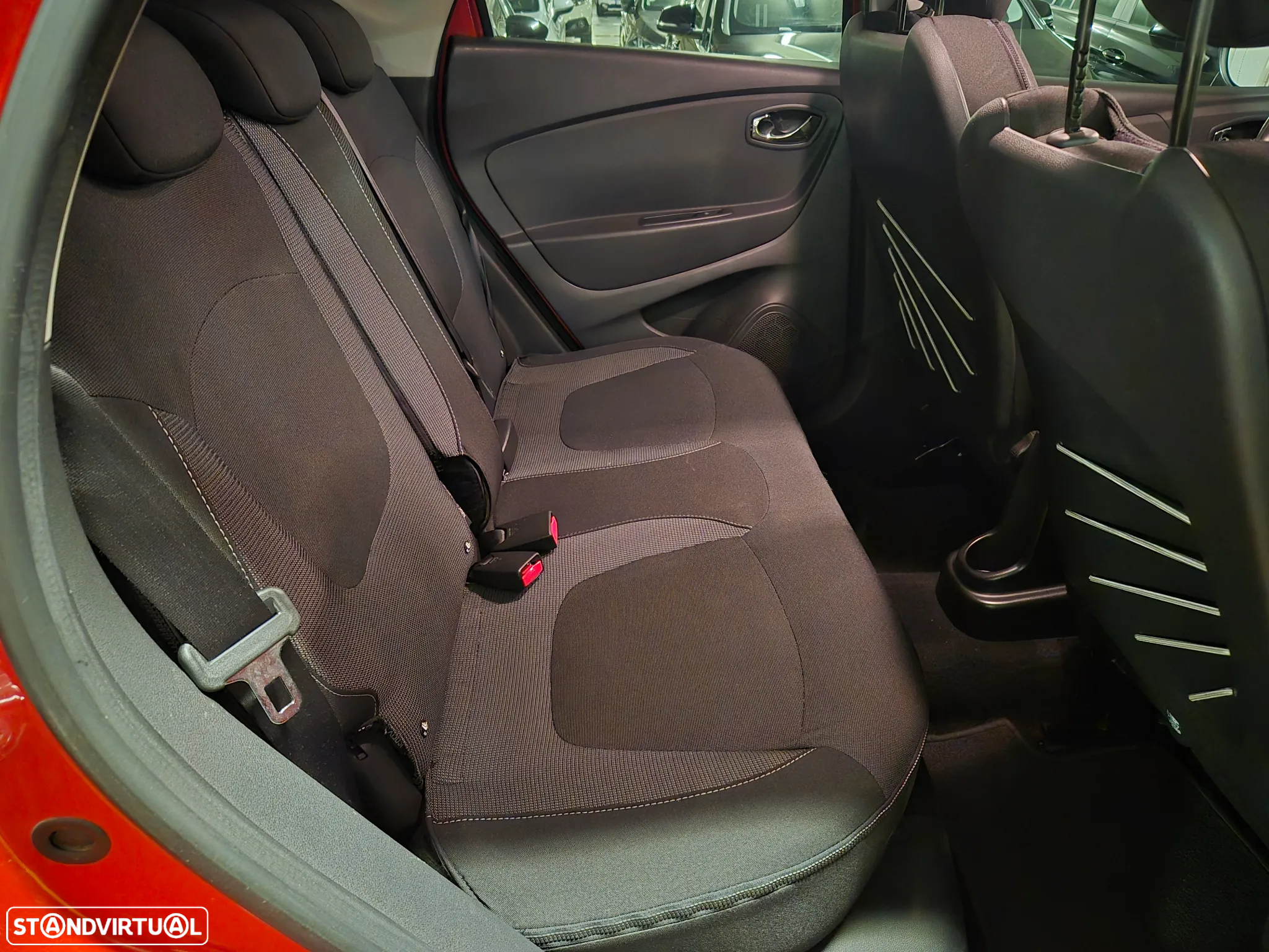 Renault Captur 1.5 dCi Sport - 23
