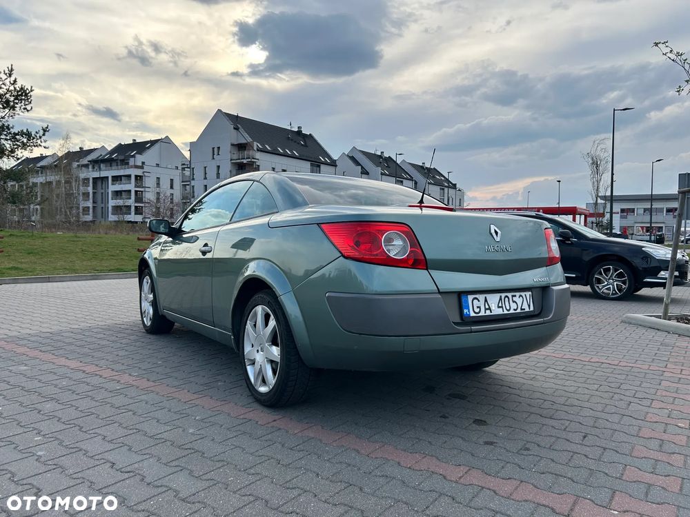 Renault Megane 1.6 Dynamique - 16