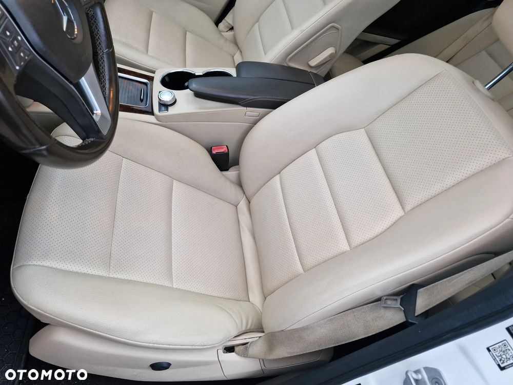 Mercedes-Benz GLK - 17